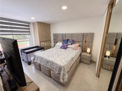 Apartamento de 3 alcobas en venta en Las Villas, Itagüí, 95 m² · foto 9 de 14