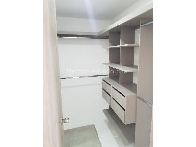 Apartamento de 3 alcobas en venta en Las Lomitas, Sabaneta, 80 m² · foto 7 de 13