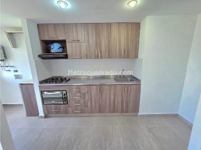 Apartamento en venta en Viviendas Del Sur, Itagüí · foto 2 de 10