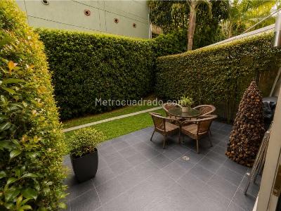 Casa de 3 alcobas en venta en Benedictinos, Envigado, 198 m² · foto 6 de 12
