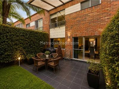 Casa de 3 alcobas en venta en Benedictinos, Envigado, 198 m² · foto 7 de 12