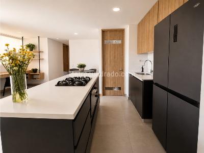 Apartamento en venta en Ditaires, Itagüí · foto 2 de 9