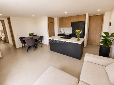 Apartamento en venta en Ditaires, Itagüí · foto 4 de 9