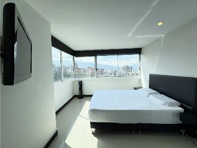 Apartamento de 1 alcoba en venta en El Poblado, Medellín, 60 m² · foto 10 de 20