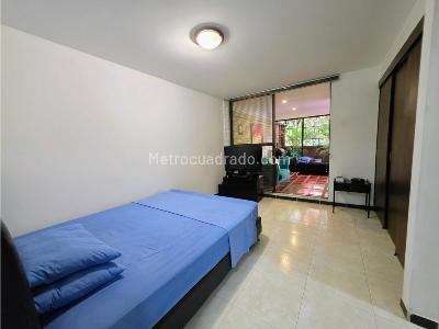 Apartamento de 2 alcobas en venta en El Poblado, Medellín, 145 m² · foto 18 de 20