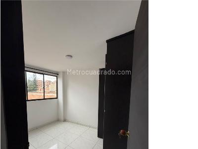 Apartamento en venta en La America, Medellín · foto 3 de 15