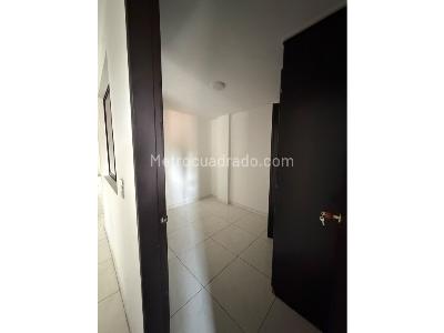 Apartamento en venta en La America, Medellín · foto 8 de 15