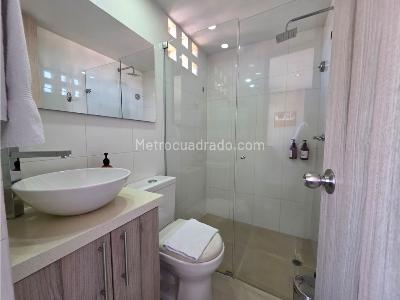 Apartaestudio en venta en La Frontera, Medellín, 30 m² · foto 5 de 5