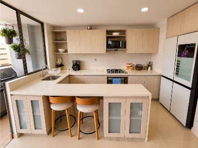 Apartamento de 3 alcobas en venta en La Paz, Envigado, 82 m² · foto 4 de 17