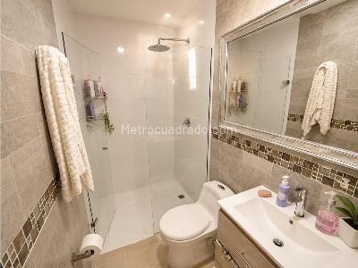 Apartamento de 3 alcobas en venta en La Paz, Envigado, 82 m² · foto 8 de 17