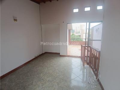 Apartamento en venta en Envigado, Medellín · foto 3 de 18