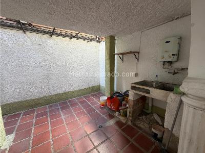 Casa de 3 alcobas en venta en La Estrella, Medellín, 100 m² · foto 15 de 17