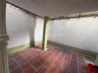 Casa de 3 alcobas en venta en La Estrella, Medellín, 100 m² · foto 16 de 17