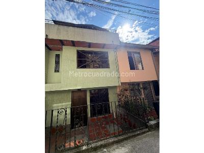 Casa de 3 alcobas en venta en La Estrella, Medellín, 100 m² · foto 17 de 17