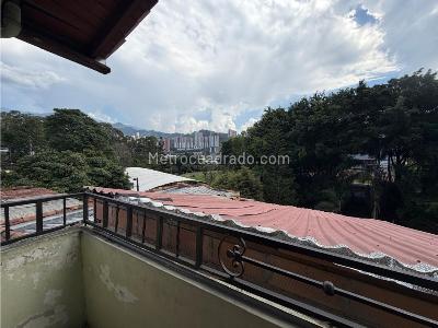 Casa de 3 alcobas en venta en La Estrella, Medellín, 100 m² · foto 5 de 17