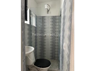 Apartamento de 2 alcobas en arriendo en Belen Malibu, Medellín, 70 m² · foto 4 de 9