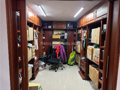 Casa de 5 alcobas en venta en Belen Alameda, Medellín, 750 m² · foto 18 de 20