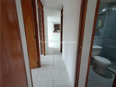 Apartamento de 3 alcobas en venta en La Hondonada, Medellín, 62 m² · foto 5 de 20