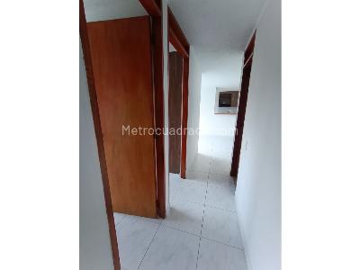 Apartamento de 3 alcobas en venta en La Hondonada, Medellín, 62 m² · foto 8 de 20