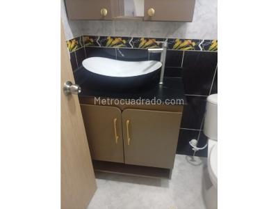 Apartamento de 4 alcobas en venta en Los Colores, Medellín, 104 m² · foto 11 de 18