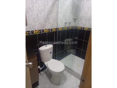 Apartamento de 4 alcobas en venta en Los Colores, Medellín, 104 m² · foto 14 de 18