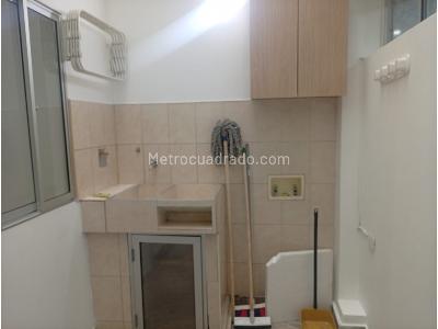 Apartamento de 4 alcobas en venta en Los Colores, Medellín, 104 m² · foto 5 de 18