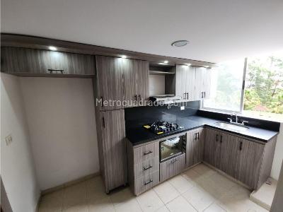 Apartamento de 3 alcobas en venta en Los Balsos Poblado, Medellín, 119 m² · foto 1 de 20