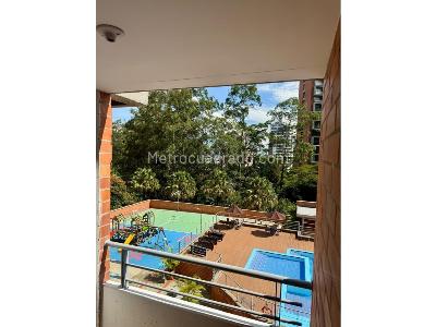 Apartamento de 3 alcobas en venta en Los Balsos Poblado, Medellín, 119 m² · foto 2 de 20