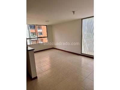Apartamento de 3 alcobas en venta en Los Balsos Poblado, Medellín, 119 m² · foto 4 de 20