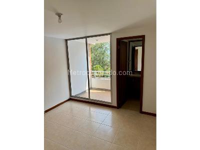 Apartamento de 3 alcobas en venta en Los Balsos Poblado, Medellín, 119 m² · foto 10 de 20