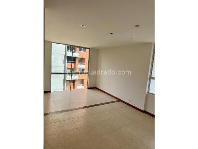 Apartamento de 3 alcobas en venta en Los Balsos Poblado, Medellín, 119 m² · foto 15 de 20