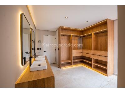 Apartamento de 2 alcobas en venta en Lalinde, Medellín, 211 m² · foto 9 de 20