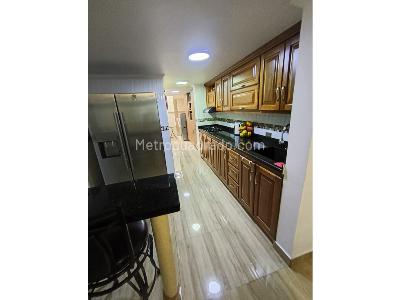 Casa de 3 alcobas en venta en La Mota, Medellín, 118 m² · foto 3 de 19