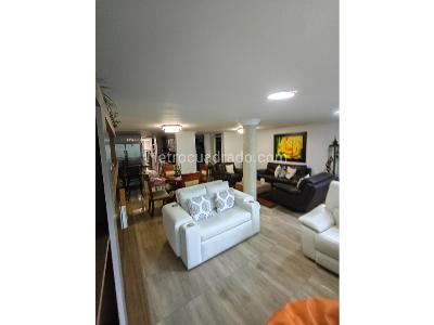 Casa de 3 alcobas en venta en La Mota, Medellín, 118 m² · foto 5 de 19