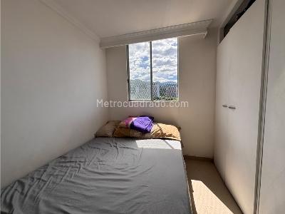 Apartamento de 3 alcobas en venta en El Rincón, Medellín, 51 m² · foto 7 de 14
