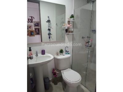 Apartamento de 2 alcobas en venta en Rodeo Alto, Medellín, 53 m² · foto 7 de 14