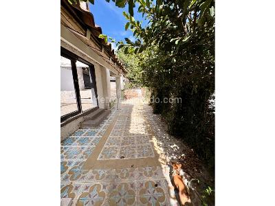 Casa de 5 alcobas en venta en Castropol, Medellín, 757 m² · foto 2 de 20