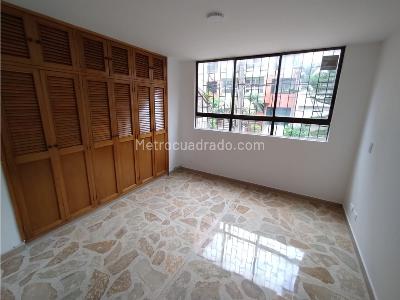 Apartamento de 3 alcobas en venta en Laureles, Medellín, 130 m² · foto 20 de 20
