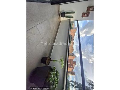 Apartamento de 3 alcobas en venta en Las Acacias, Medellín, 110 m² · foto 12 de 20