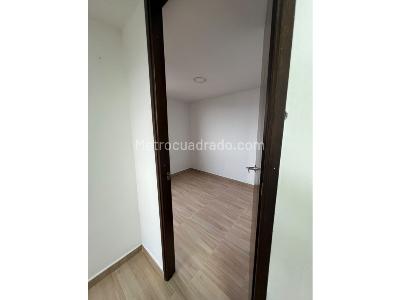 Apartamento de 3 alcobas en venta en Rodeo Alto, Medellín, 70 m² · foto 15 de 20
