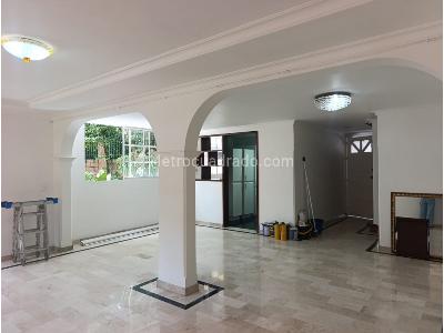 Casa de 4 alcobas en venta en La Mota, Medellín, 180 m² · foto 9 de 20