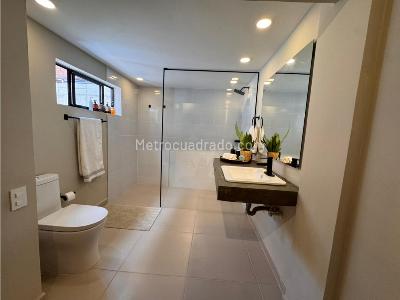 Casa de 4 alcobas en venta en Cristo Rey, Medellín, 276 m² · foto 17 de 17