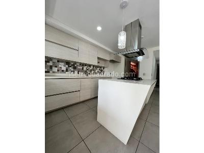 Apartamento de 3 alcobas en venta en Belen La Palma, Medellín, 115 m² · foto 2 de 20