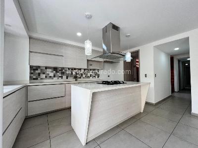 Apartamento de 3 alcobas en venta en Belen La Palma, Medellín, 115 m² · foto 3 de 20