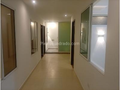 Casa de 4 alcobas en venta en Los Colores, Medellín, 140 m² · foto 8 de 20