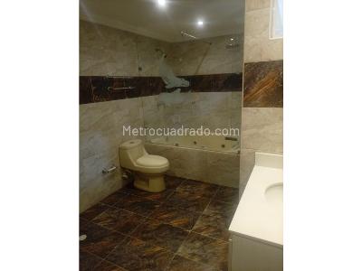 Casa de 4 alcobas en venta en Los Colores, Medellín, 140 m² · foto 14 de 20