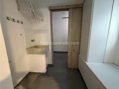 Apartamento de 4 alcobas en venta en La Tomatera, Medellín, 170 m² · foto 3 de 20