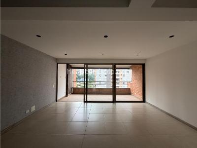 Apartamento de 4 alcobas en venta en La Tomatera, Medellín, 170 m² · foto 7 de 20