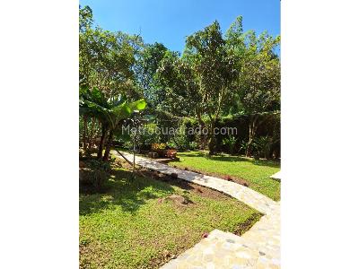 Casa de 4 alcobas en venta en Cola Del Zorro, Medellín, 255 m² · foto 1 de 20
