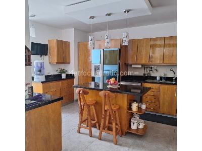 Casa de 4 alcobas en venta en Cola Del Zorro, Medellín, 255 m² · foto 2 de 20